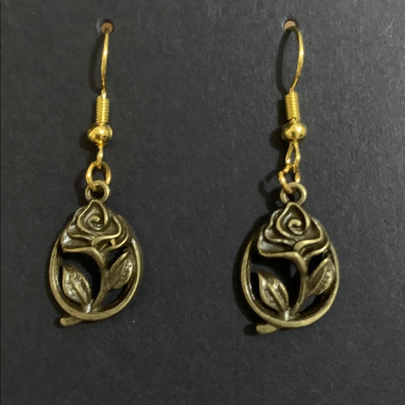 Handmade Jewelry - Antique Gold Floral Earrings